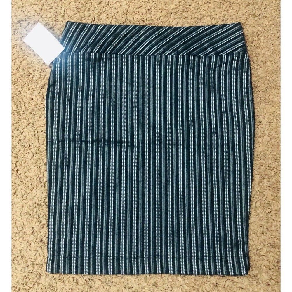 Mixxed26 Women's Pinstripe Pencil Straight Stretch Skirt Black White Medium NWT‎